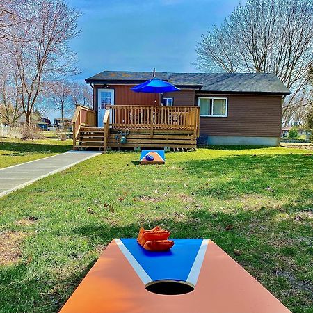 Creekside Cottage - Kayak, Sup, Fishing, Game Room, Steps To The Beach Kingsville Exterior photo