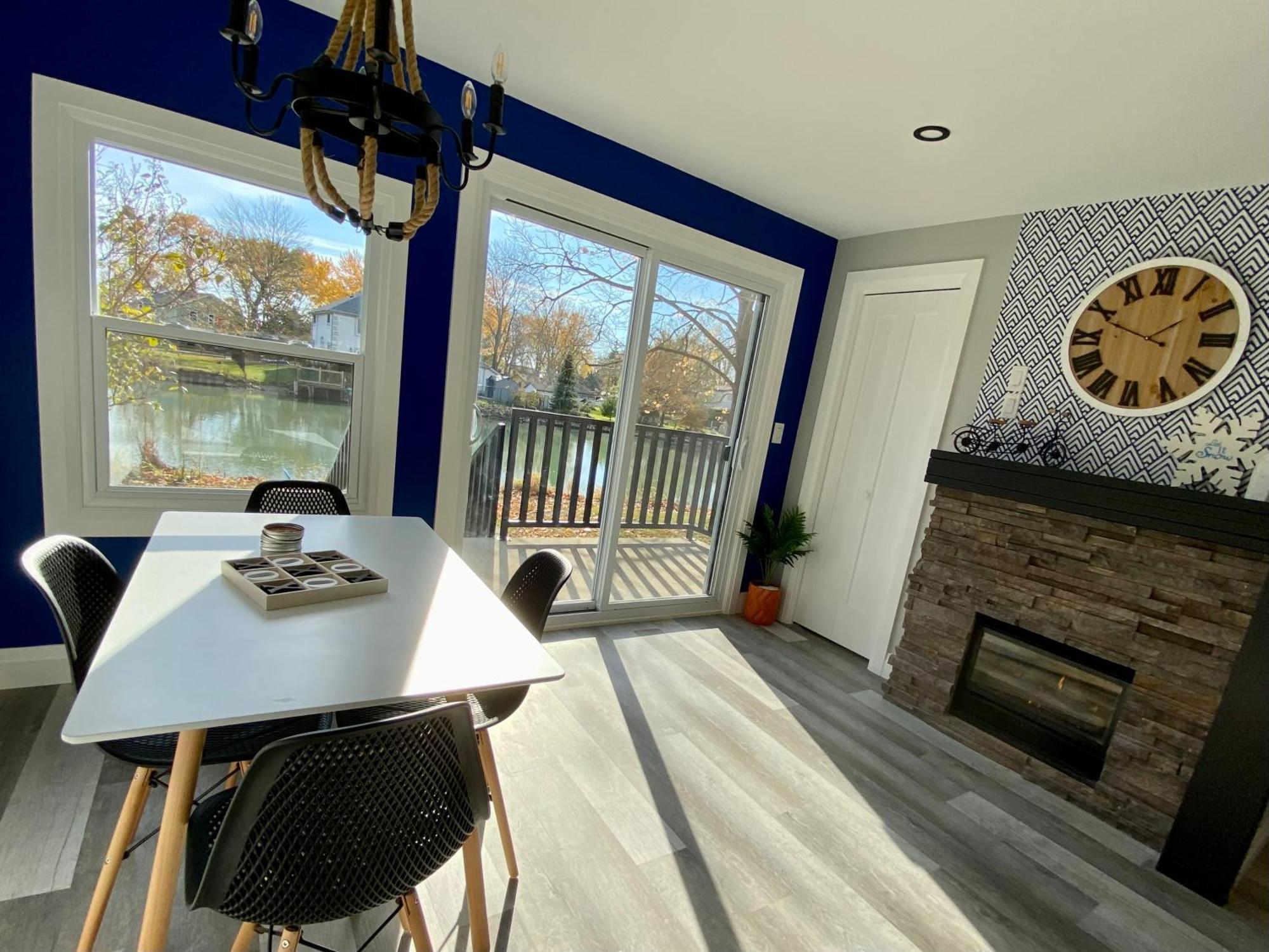 Creekside Cottage - Kayak, Sup, Fishing, Game Room, Steps To The Beach Kingsville Exterior photo